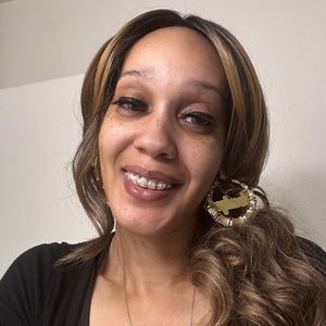 Meet your Posher, Pia monique